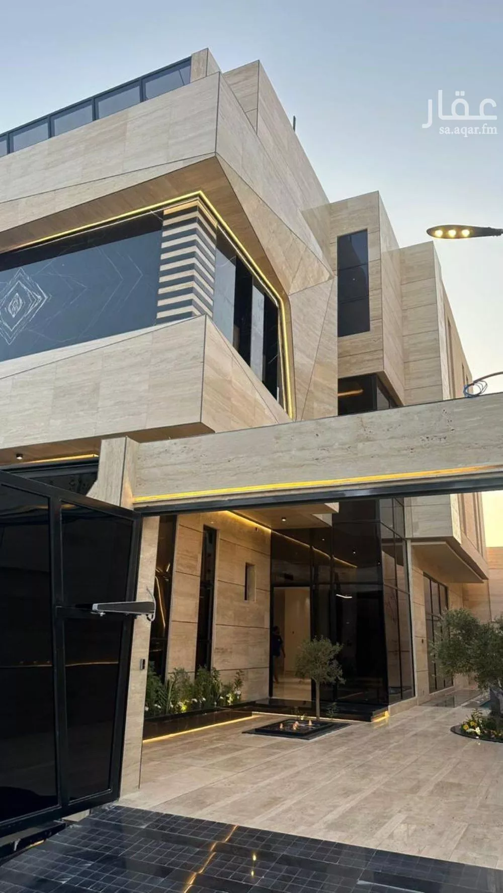 5 bedroom villa in Al Mahdiyyah 25