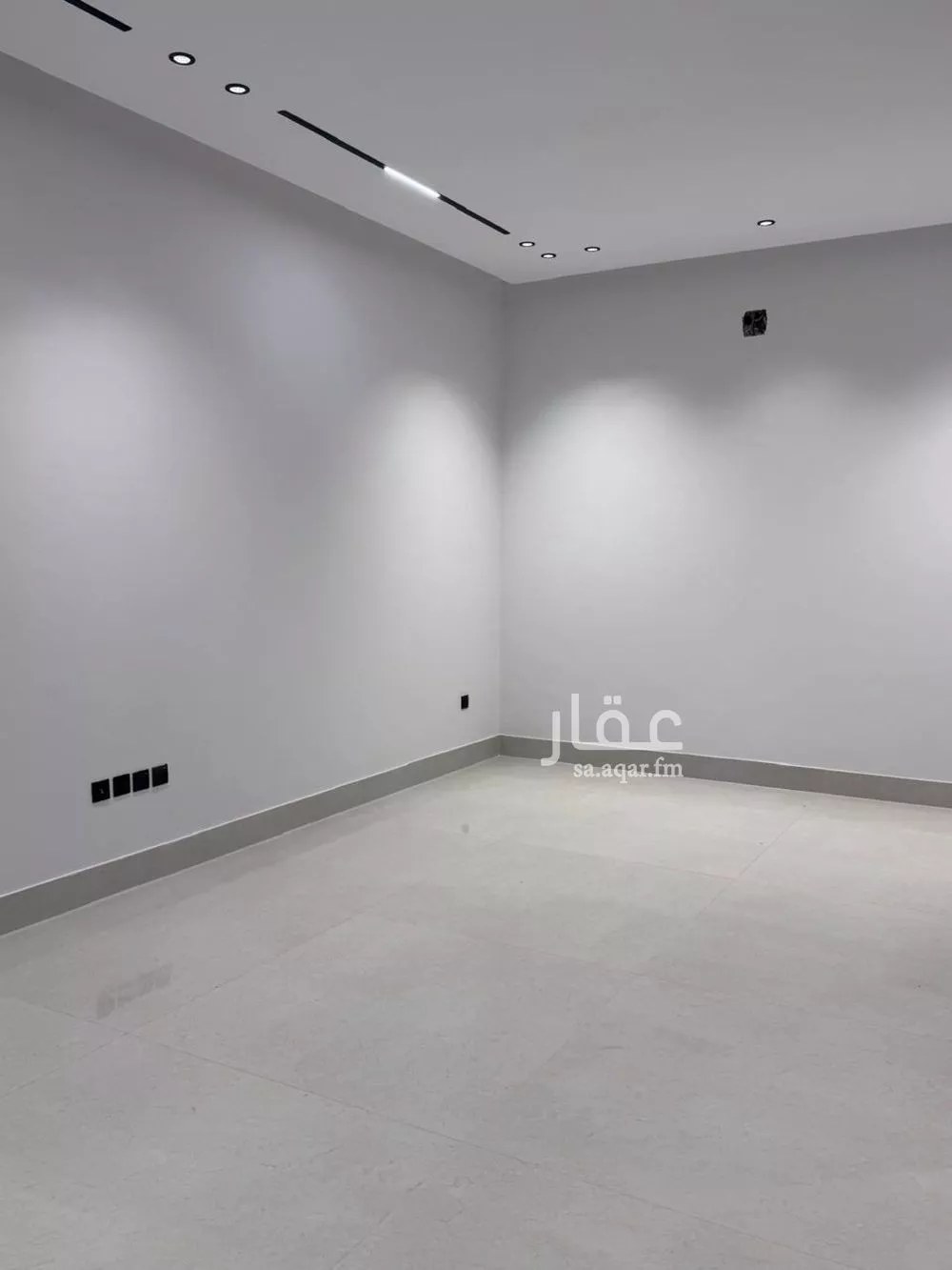 4 bedroom villa in Al Mahdiyyah 2