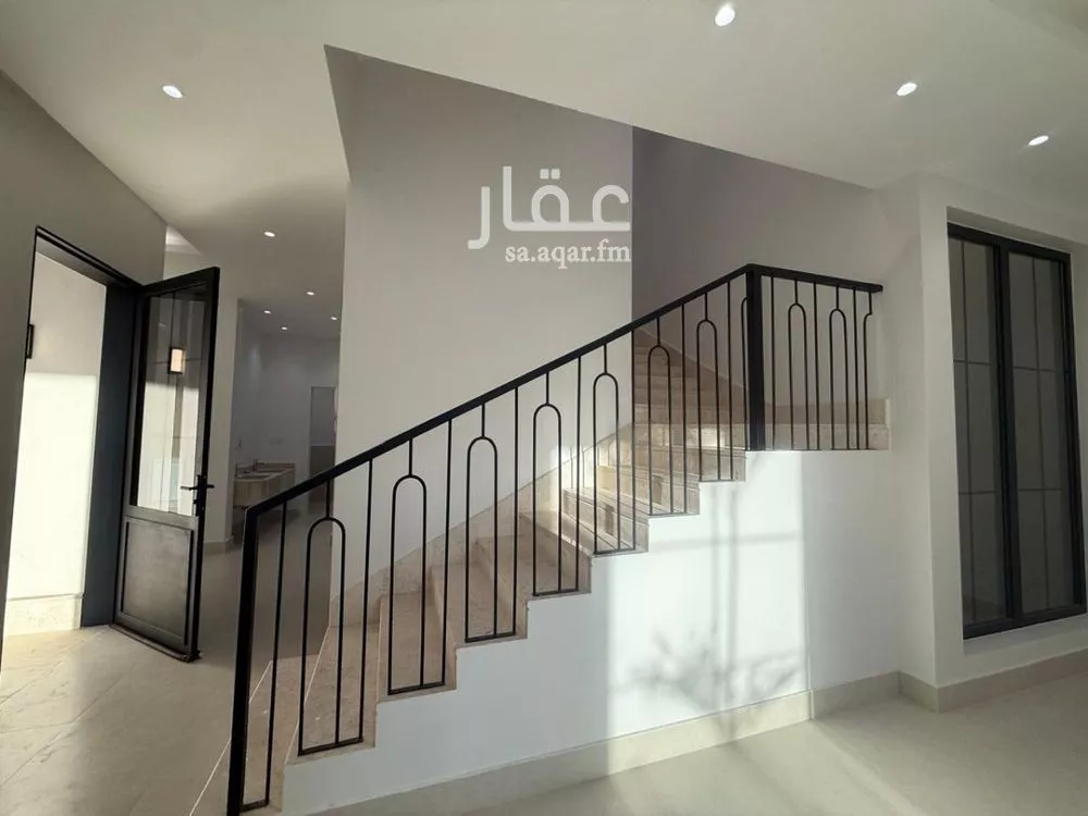 فيلا 5 غرف في المهدية 7