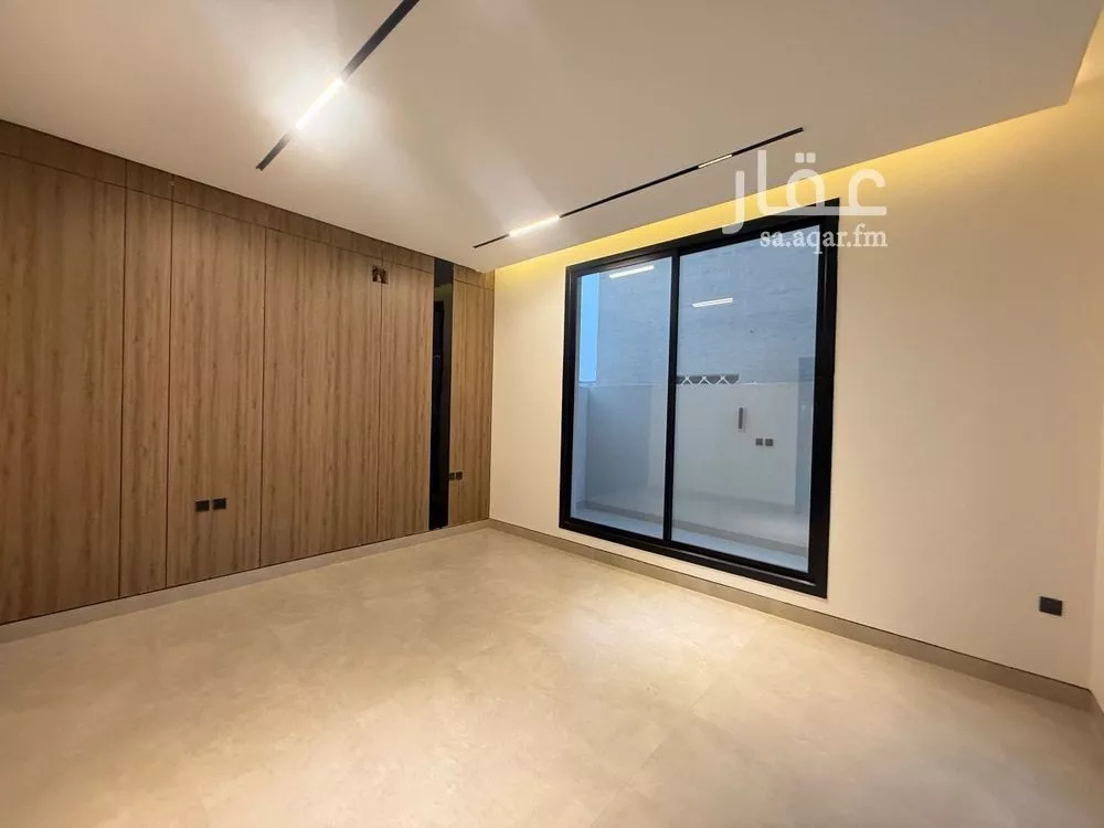 6 bedroom villa in Al Mahdiyyah 24