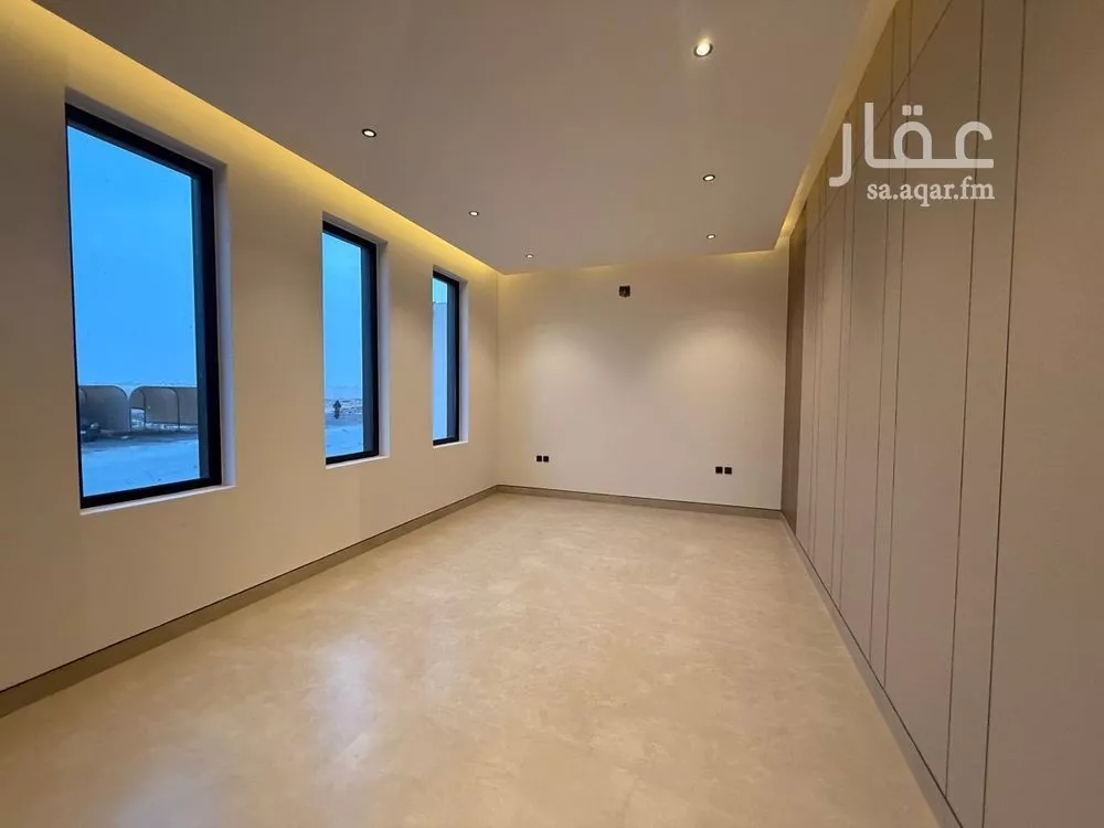 6 bedroom villa in Al Mahdiyyah 8