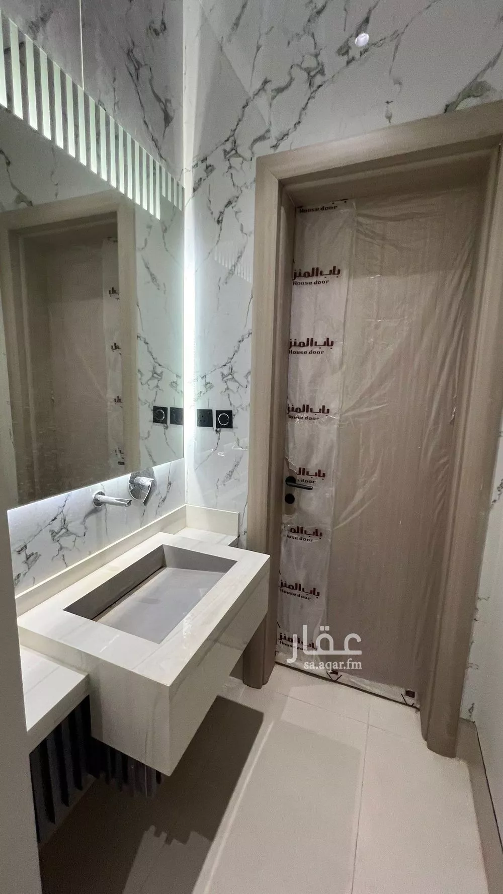 فيلا 6 غرف في المهدية 5