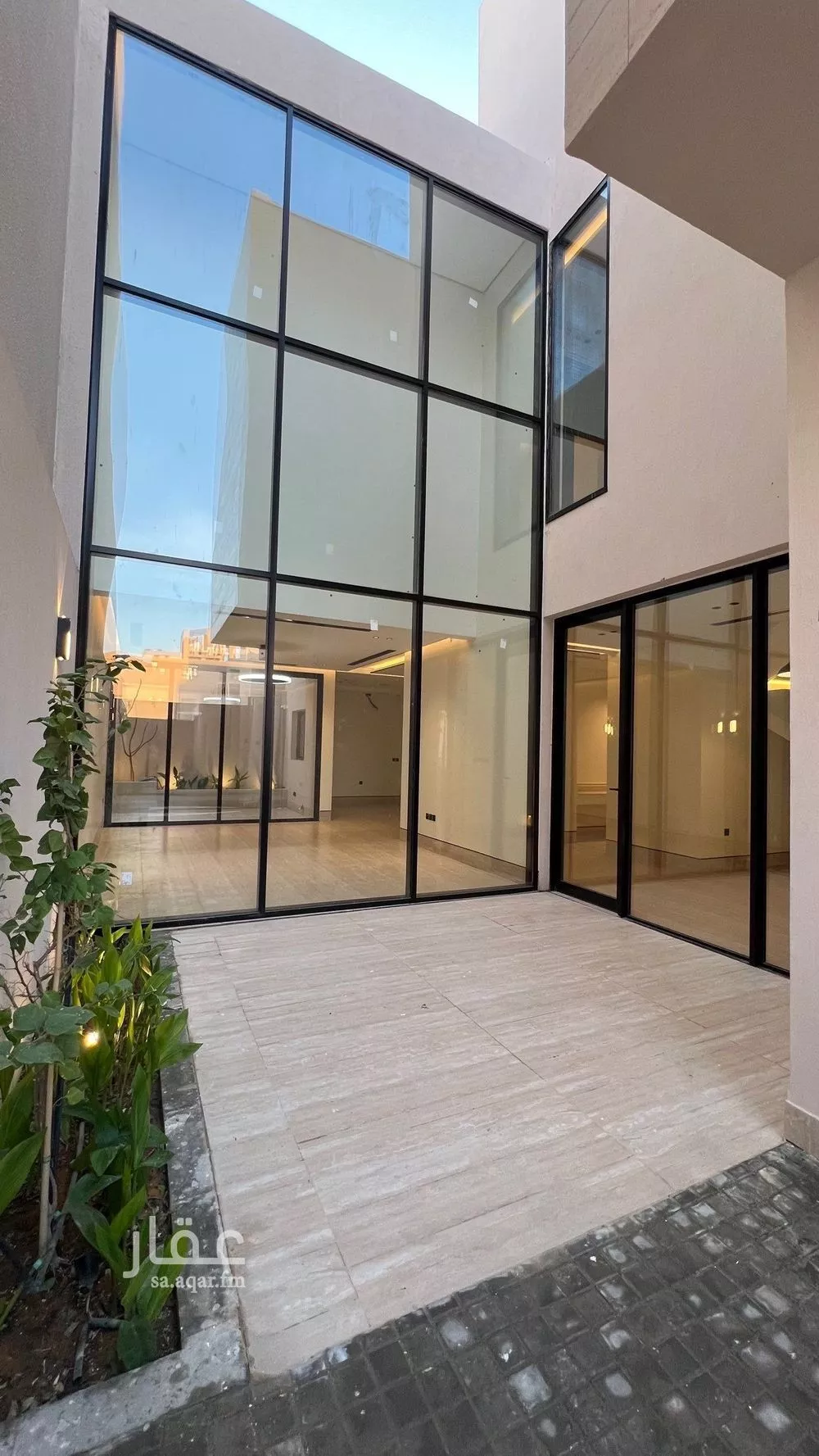 5 bedroom villa in Al Mahdiyyah 2