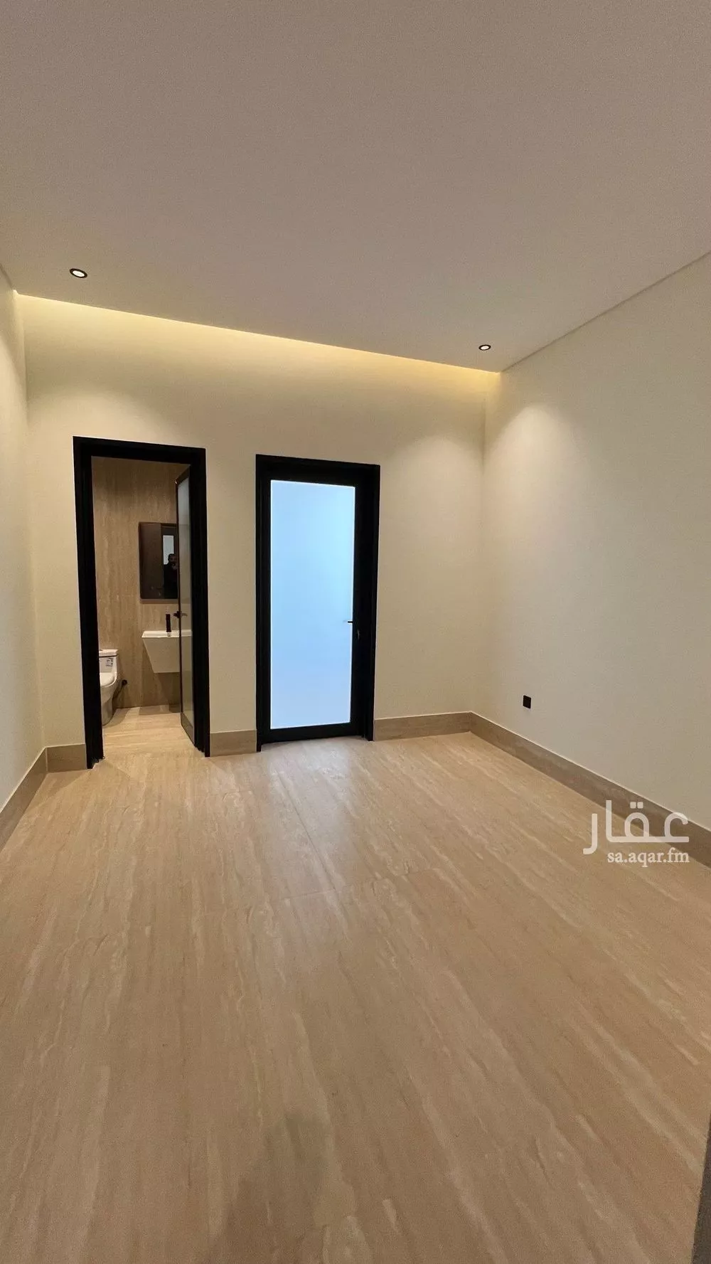 5 bedroom villa in Al Mahdiyyah 14