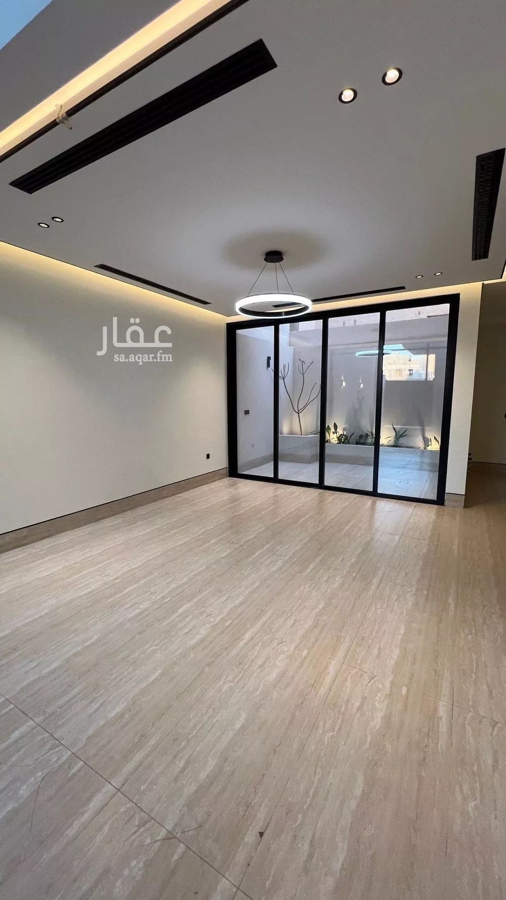 5 bedroom villa in Al Mahdiyyah 18
