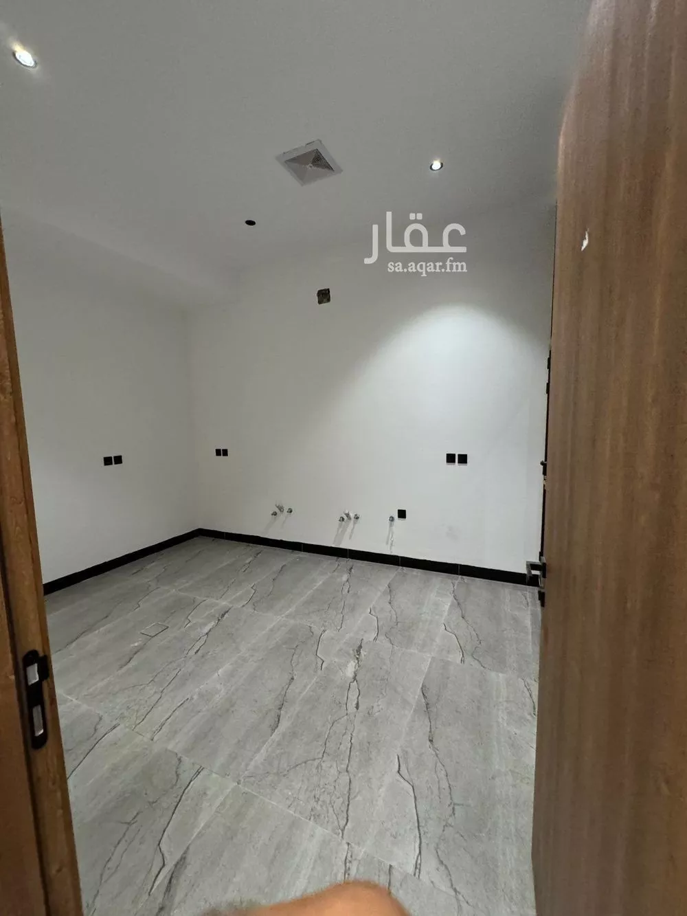 فيلا 6 غرف في المهدية 9