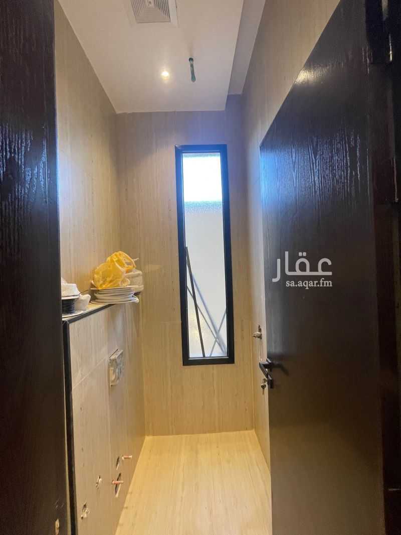 5 bedroom villa in Al Rimal 2