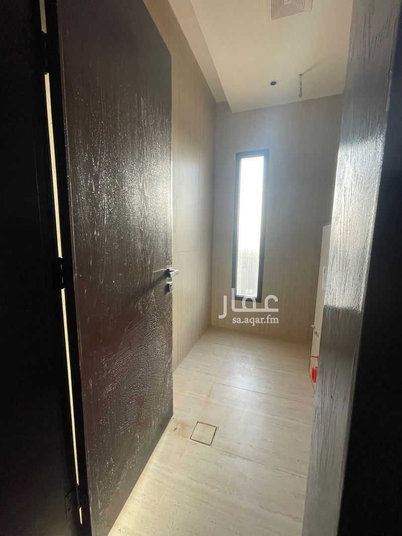 5 bedroom villa in Al Rimal 13