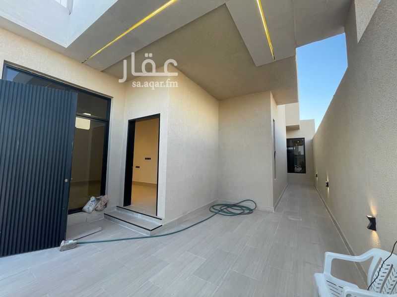 5 bedroom villa in Al Rimal 7