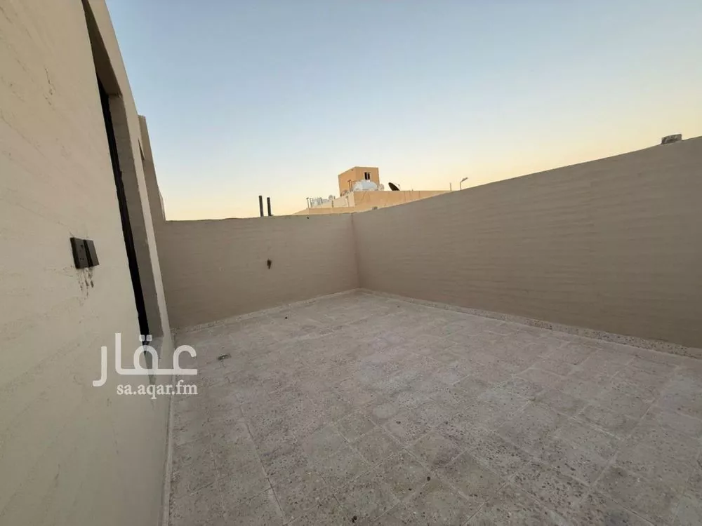 فيلا 3 غرف في طويق 5