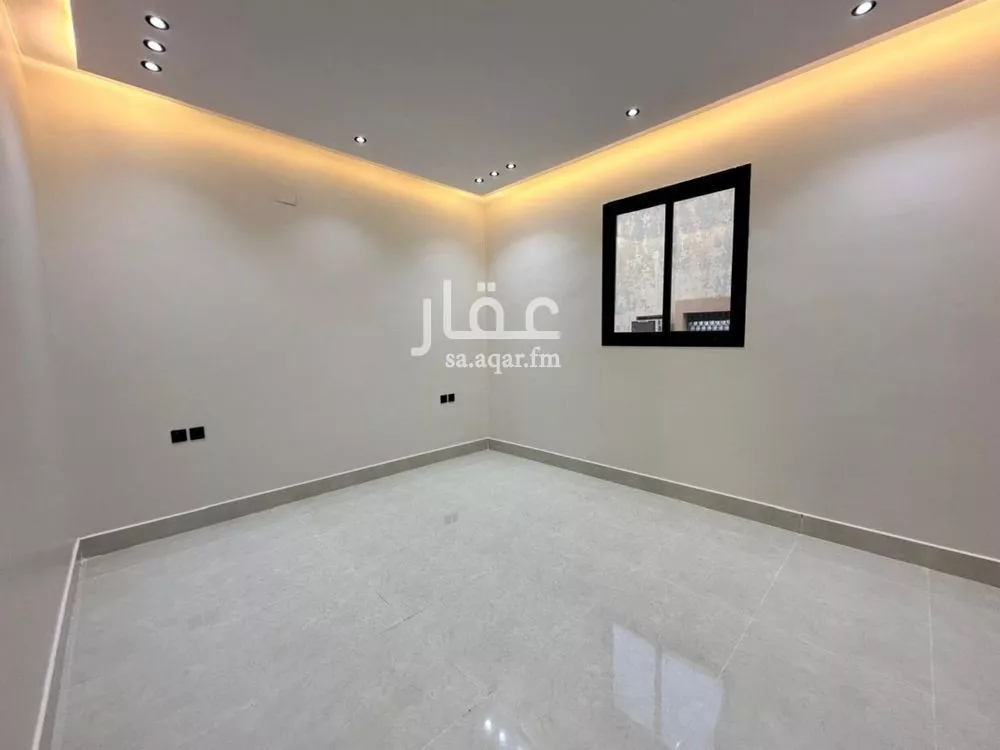 5 bedroom villa in Tuwaiq 11