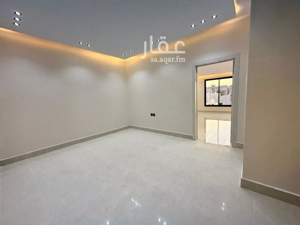 5 bedroom villa in Tuwaiq 15