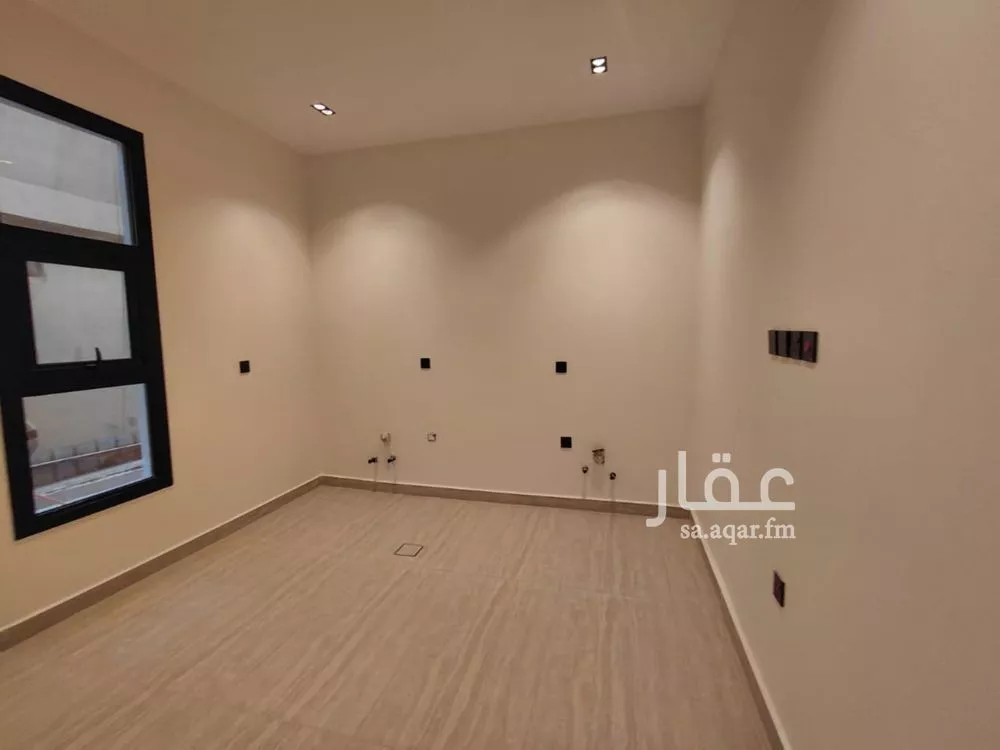 فيلا 4 غرف في السويدي 12