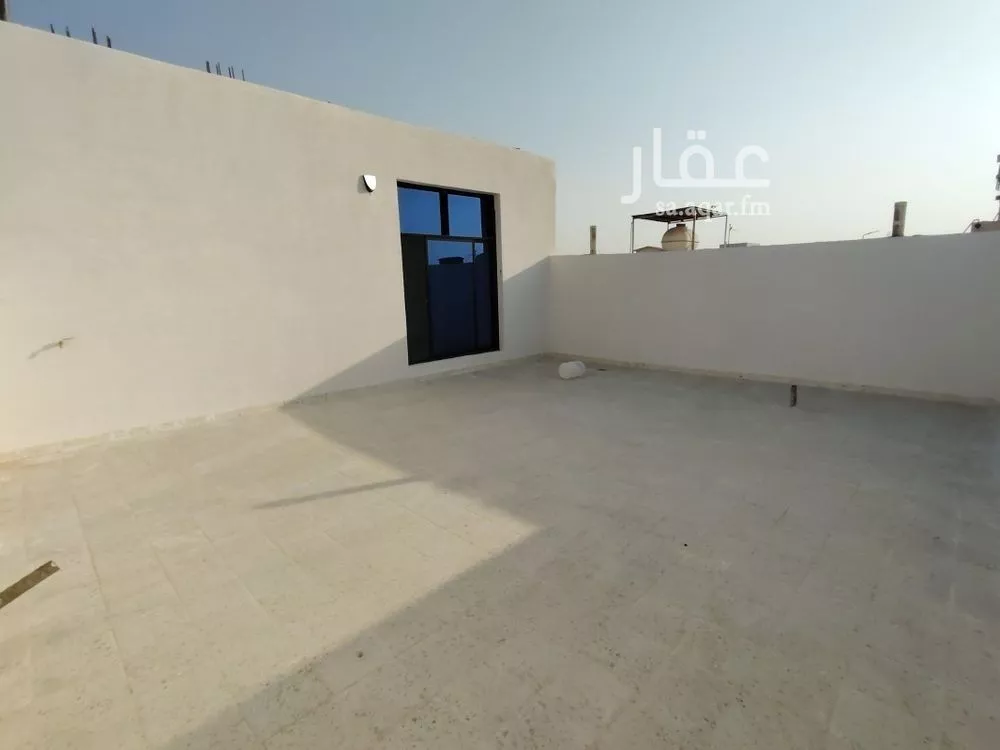 فيلا 4 غرف في العريجاء الغربية 26
