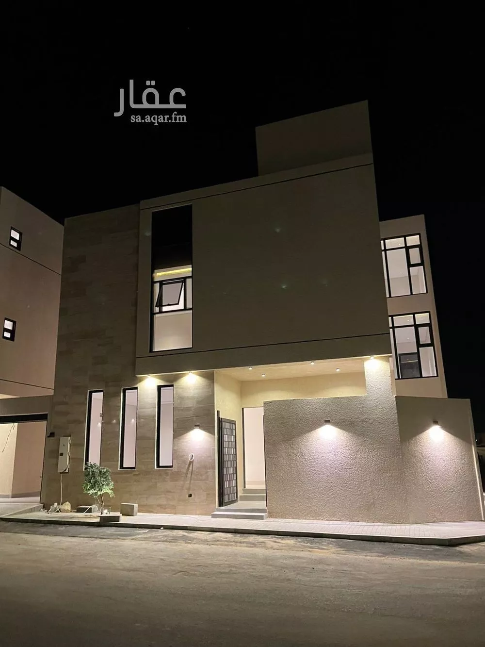 5 bedroom villa in Al Mahdiyyah 4