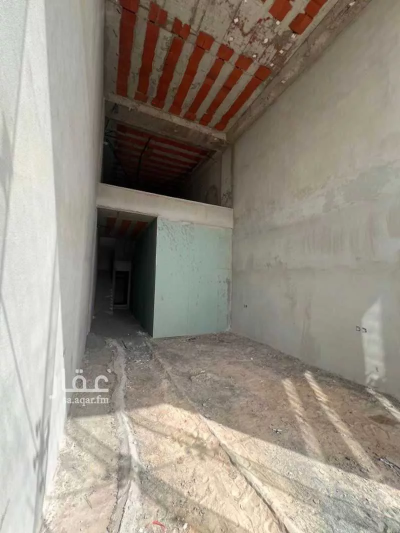 shop in Az Zomorod, Jeddah 5