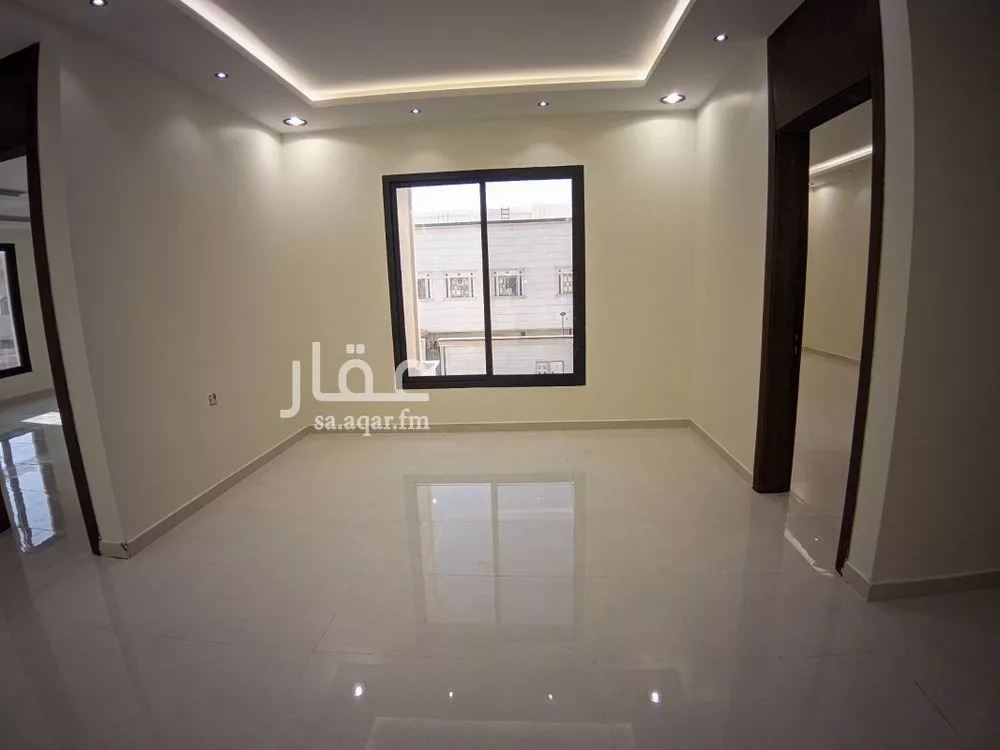 6 bedroom villa in Dhahrat Laban 14