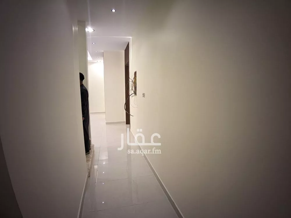 6 bedroom villa in Dhahrat Laban 18