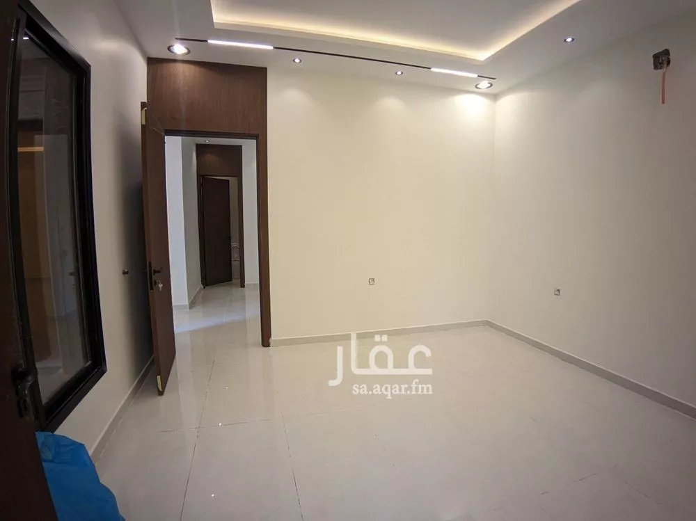 6 bedroom villa in Dhahrat Laban 3