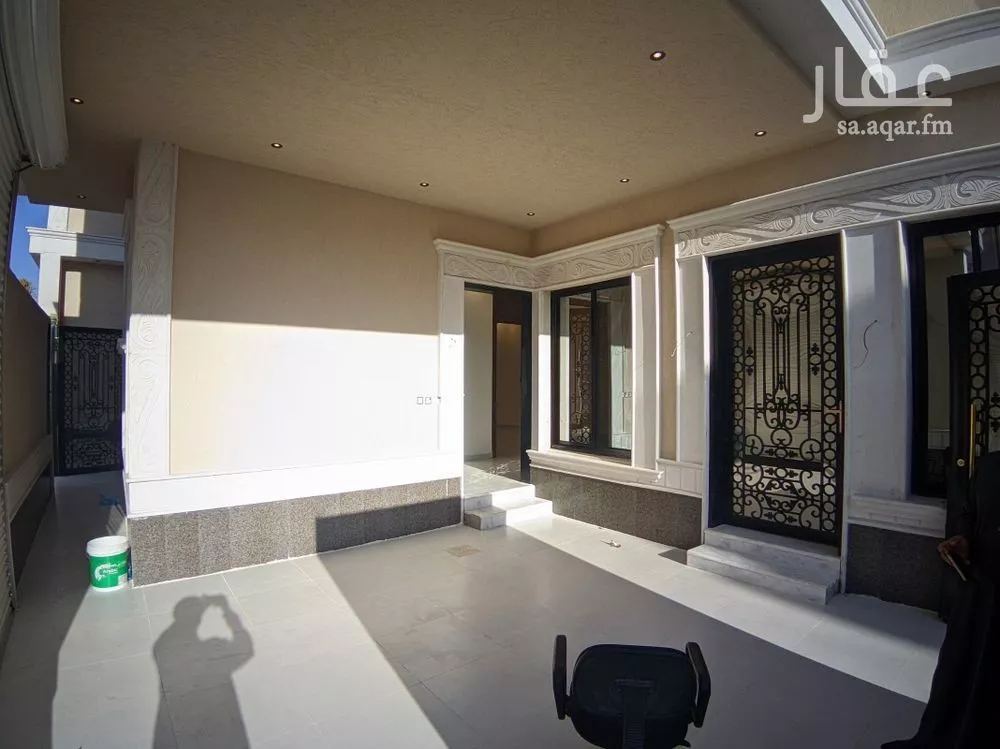 6 bedroom villa in Dhahrat Laban 5