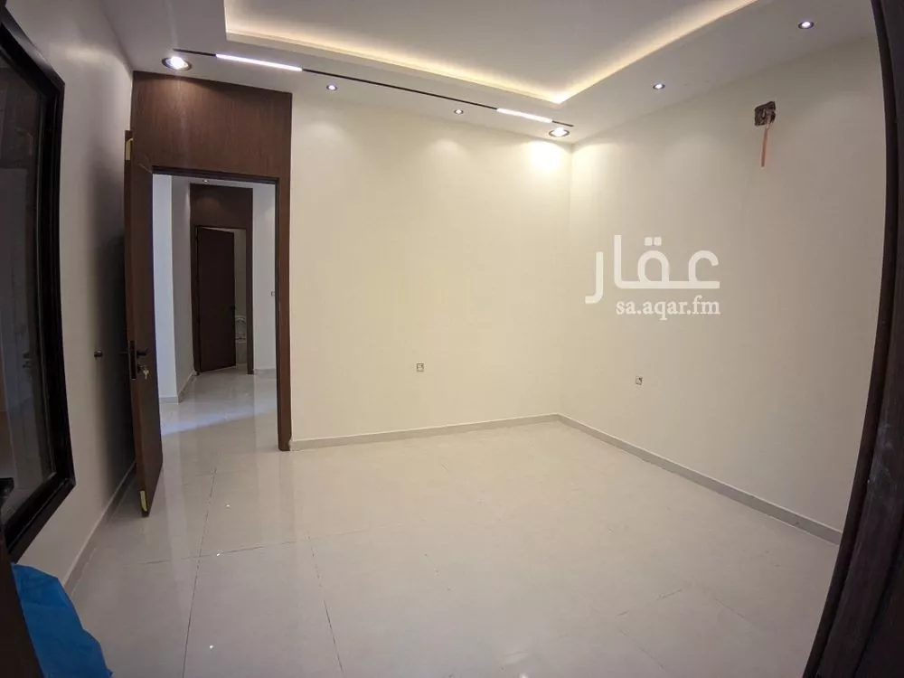 6 bedroom villa in Dhahrat Laban 8