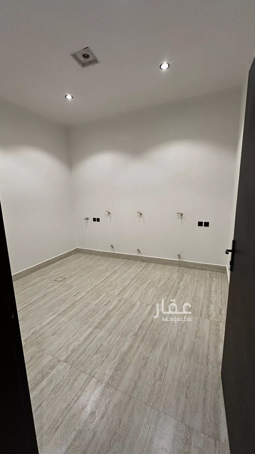 فيلا 5 غرف في المهدية 12