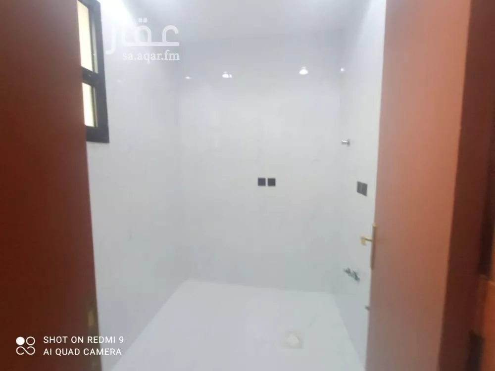 8 bedroom villa in Dhahrat Laban 16