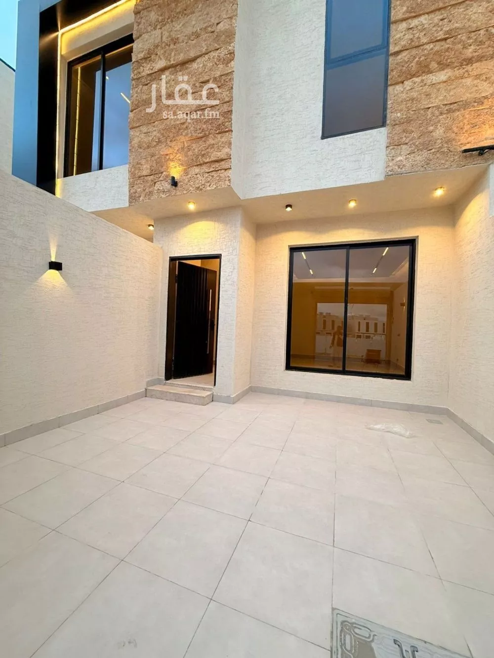 6 bedroom villa in Okaz 6