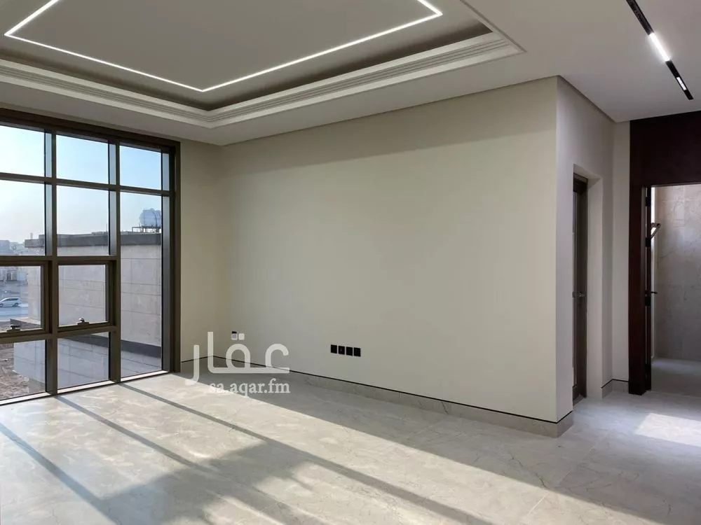 5 bedroom villa in Al Mahdiyyah 20