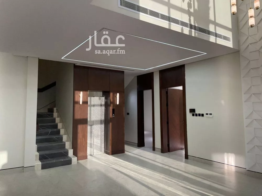 5 bedroom villa in Al Mahdiyyah 10