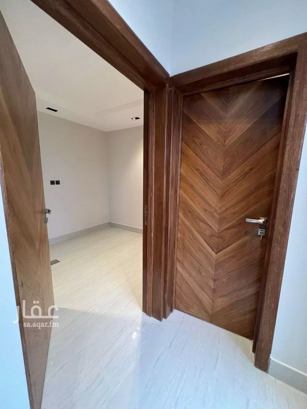 6 bedroom villa in Al Mahdiyyah 11