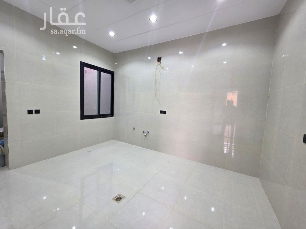فيلا 4 غرف في عكاظ، الرياض 4