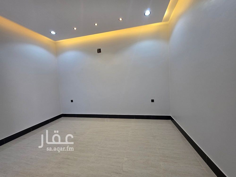 فيلا 4 غرف في عكاظ، الرياض 7