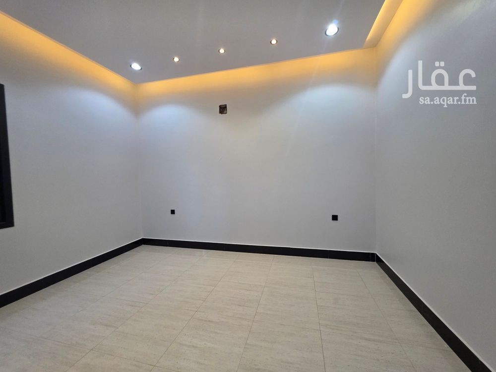 فيلا 4 غرف في عكاظ، الرياض 18