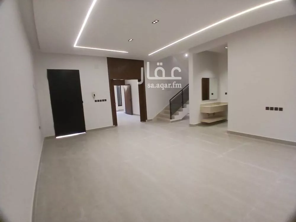 6 bedroom villa in Tuwaiq 12