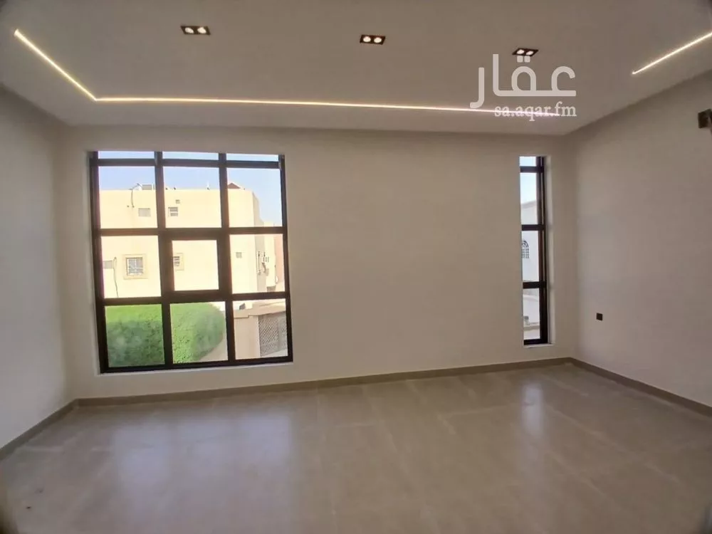 6 bedroom villa in Tuwaiq 7