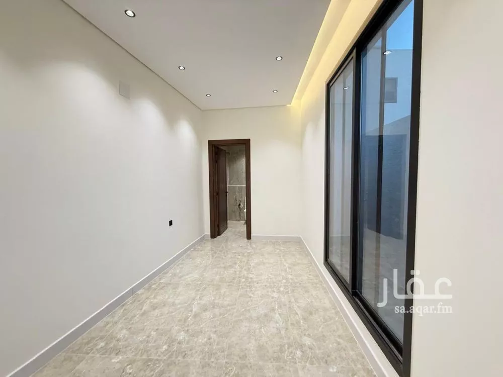 5 bedroom villa in Al Mahdiyyah 19
