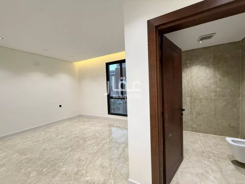 5 bedroom villa in Al Mahdiyyah 29