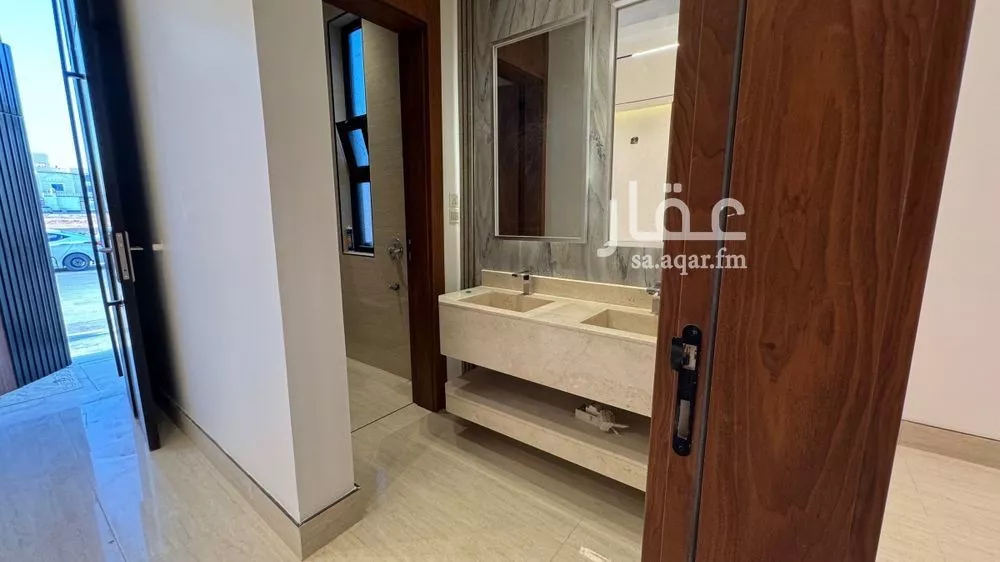 6 bedroom villa in Al Mahdiyyah 5