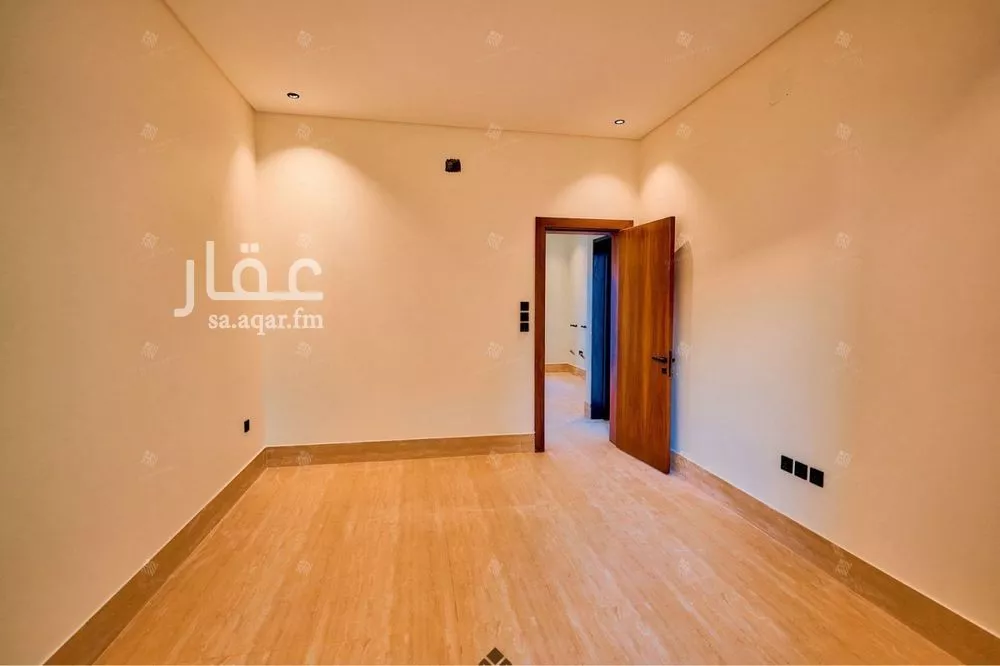 5 bedroom villa in Al Mahdiyyah 19