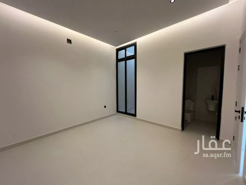 6 bedroom villa in Al Mahdiyyah 16