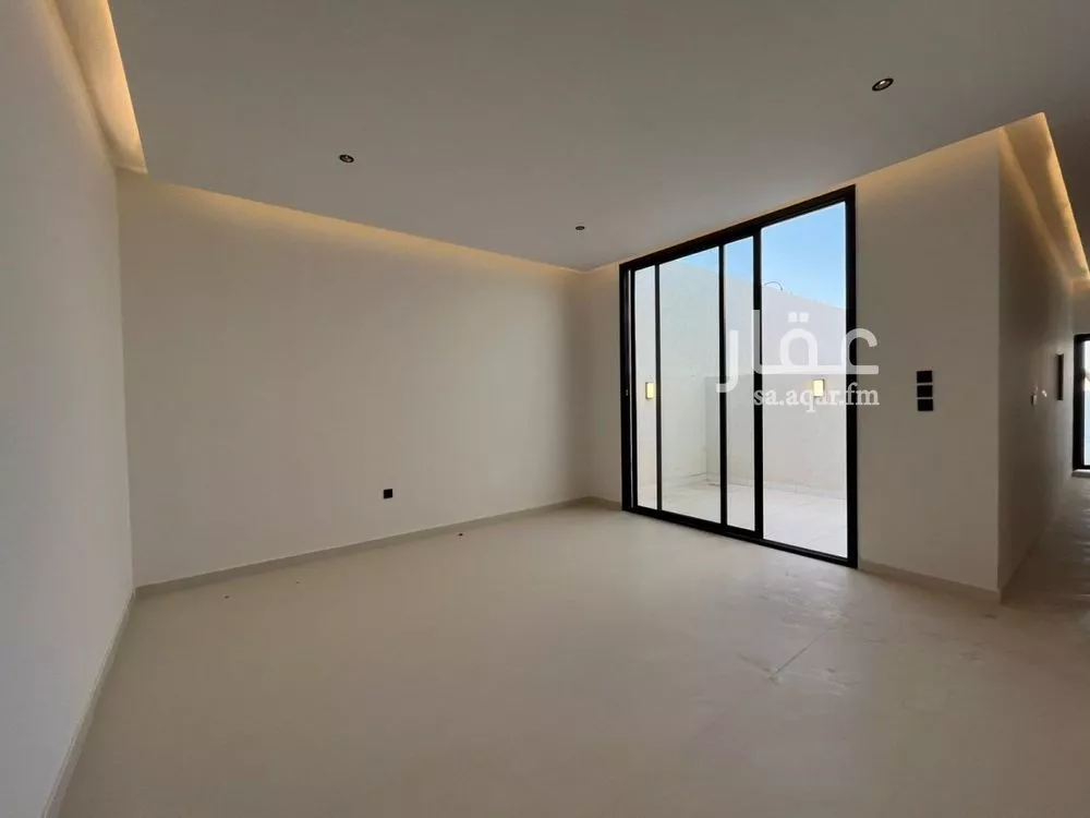 6 bedroom villa in Al Mahdiyyah 24