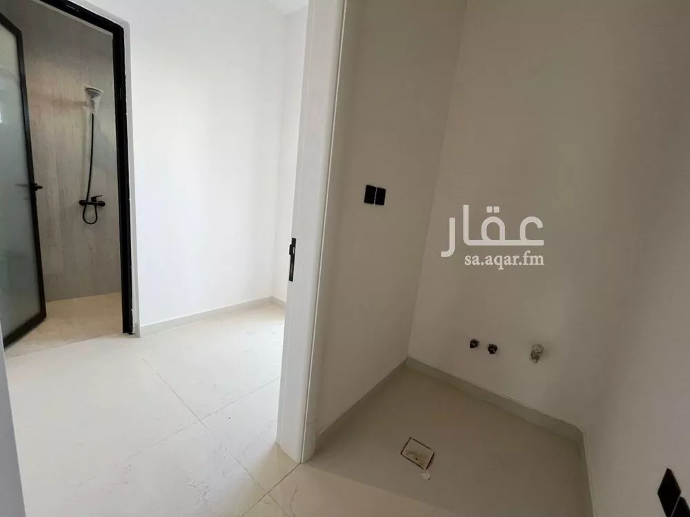 6 bedroom villa in Al Mahdiyyah 26