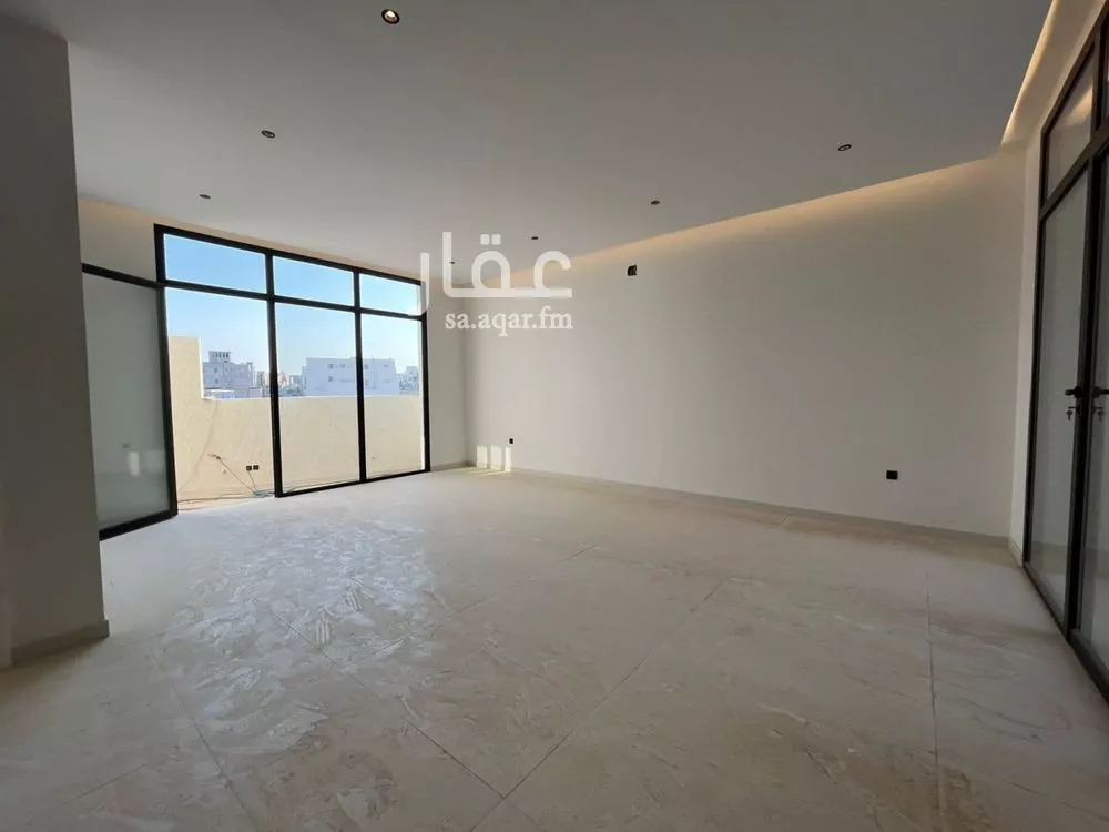 6 bedroom villa in Al Mahdiyyah 10