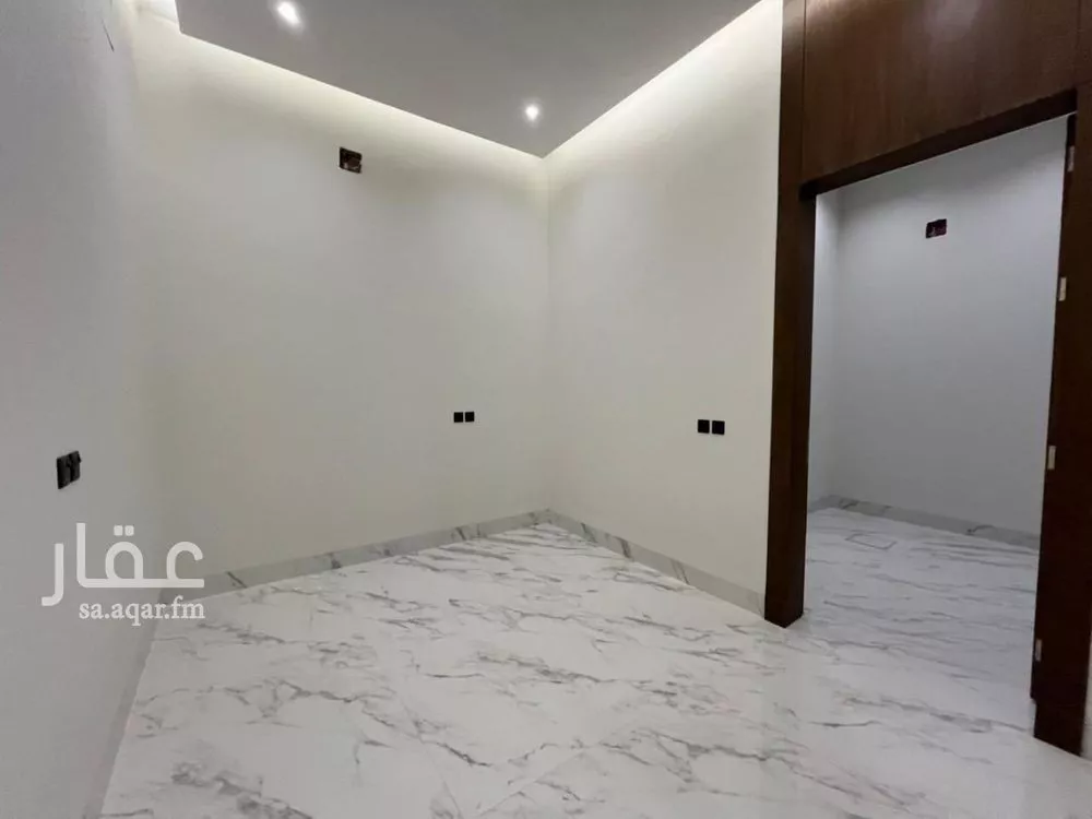 5 bedroom villa in Al Mahdiyyah 19