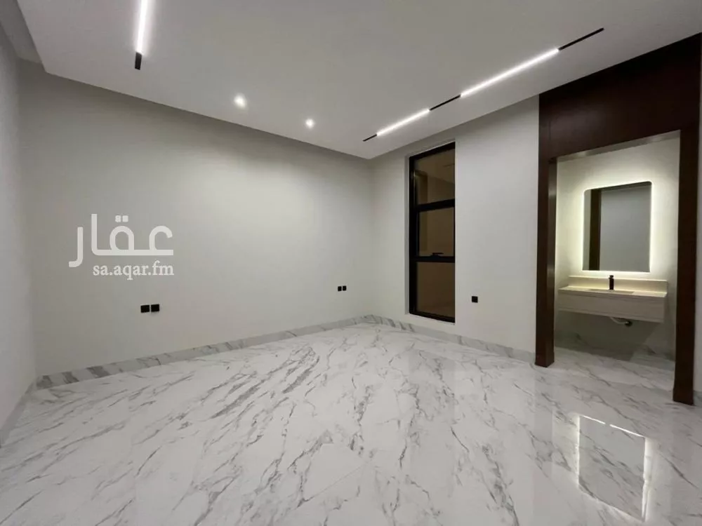 5 bedroom villa in Al Mahdiyyah 22