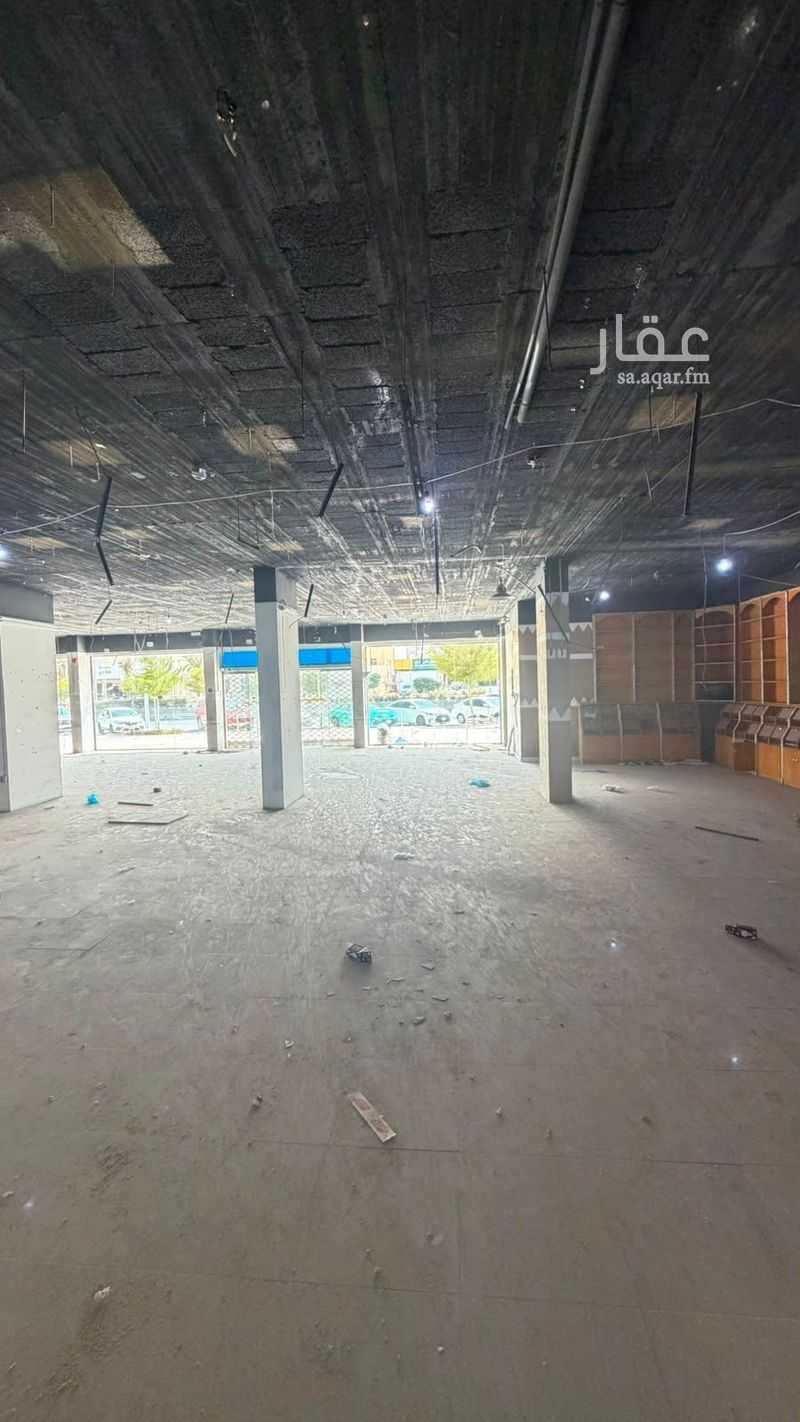 shop in Al Hamra, Riyadh 4