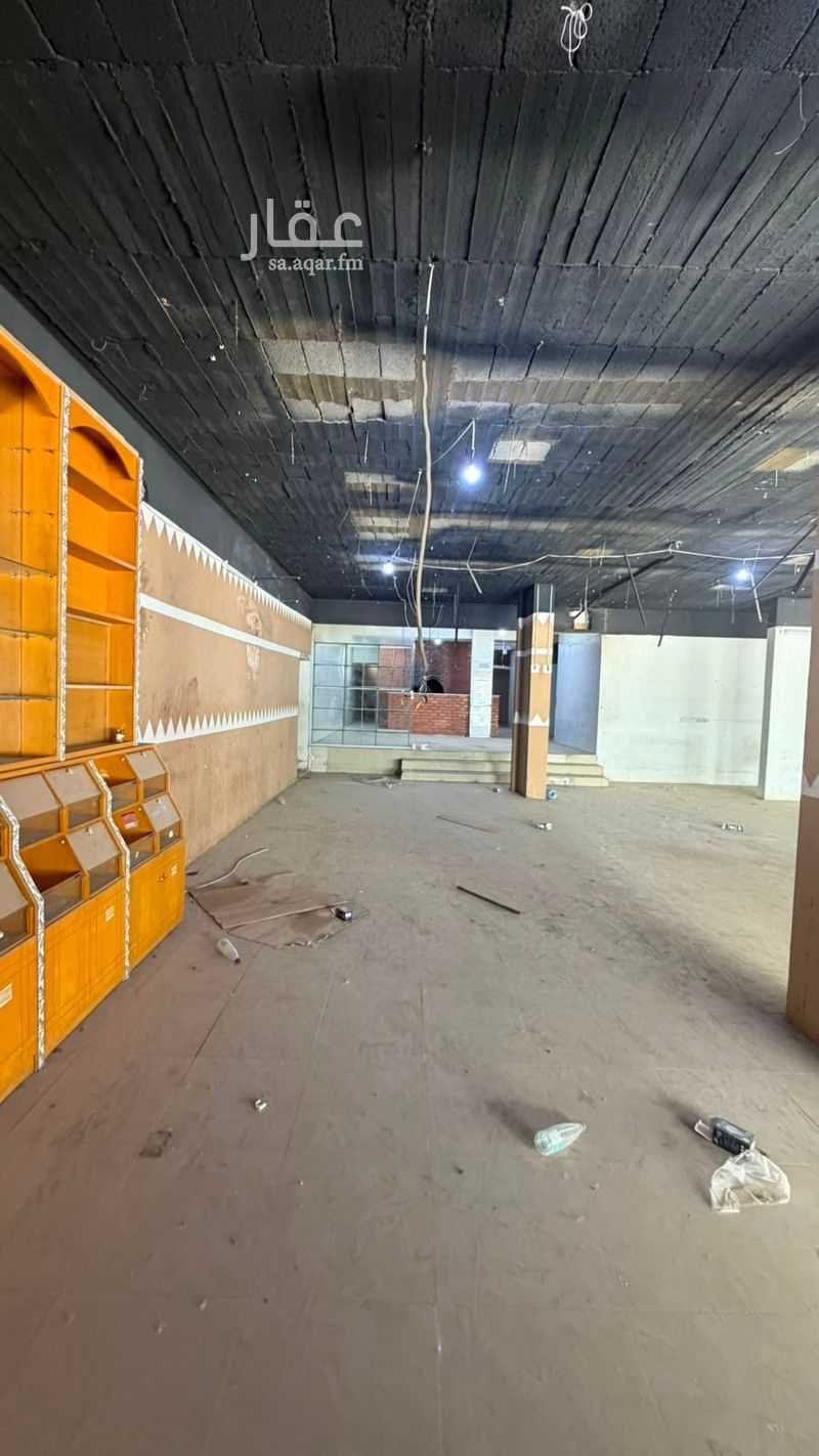 shop in Al Hamra, Riyadh 7