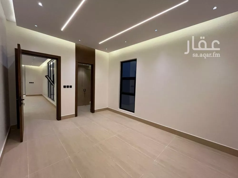 5 bedroom villa in Al Mahdiyyah 16