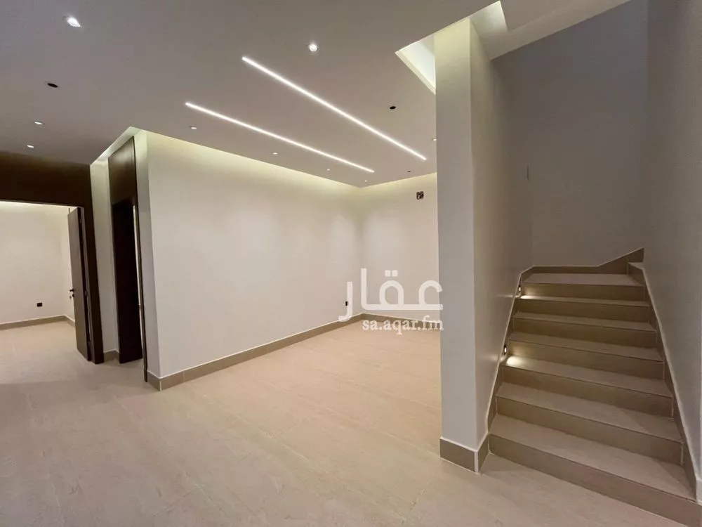 5 bedroom villa in Al Mahdiyyah 18